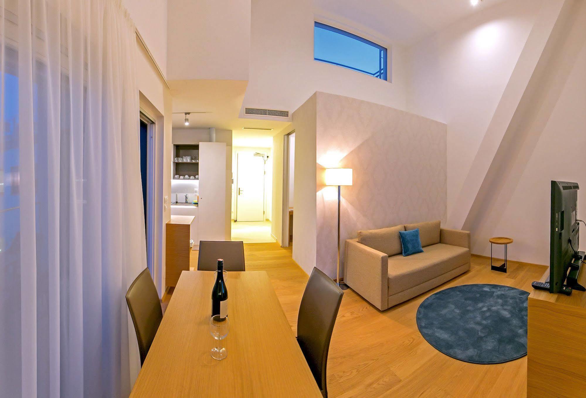 Apartament Getreidemarkt 10 Serviced